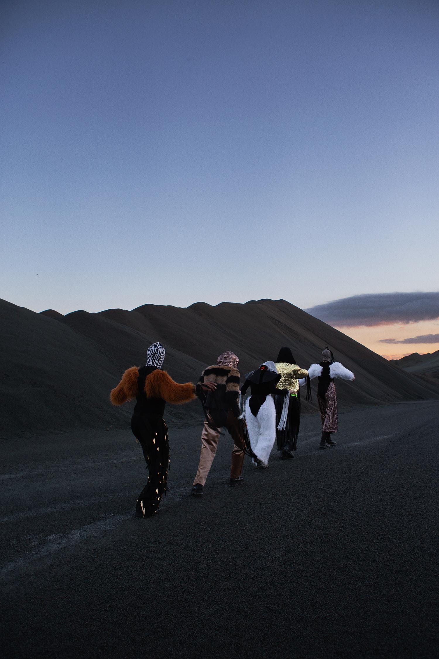 SOUS LE VOLCAN © Laetitia Bica